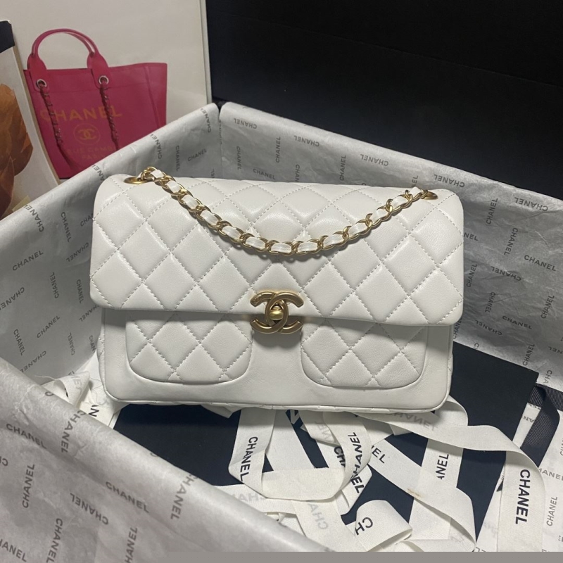 Ch*el 19 bags